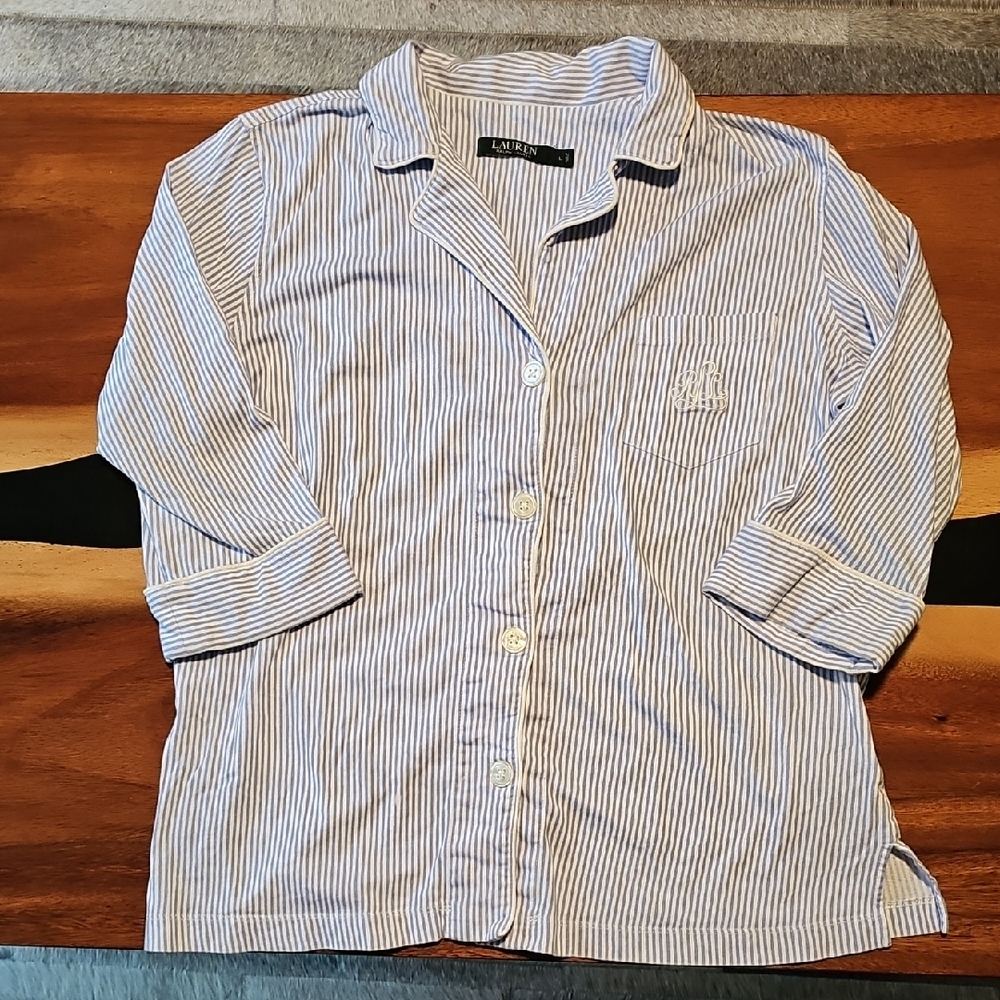 Ralph Lauren blue/white Pajama top with embroidered initials. Sz L